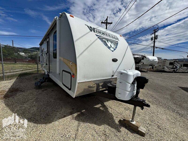 2017 Winnebago 2500RL - Kamloops RVs for sale - RVPowerSports.com